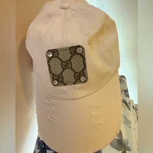 Spark*l bands - Cream Cap with Gucci Large Patch and clear crystals